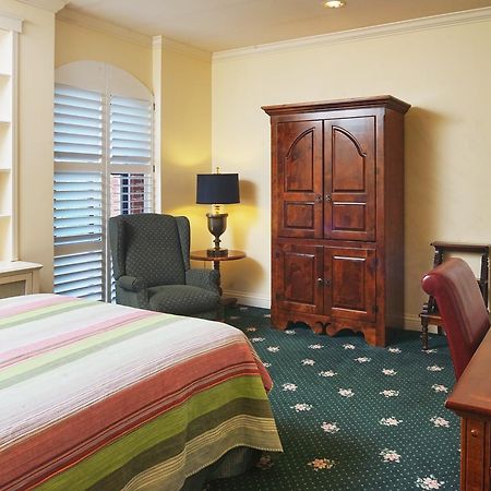 Hotel Mac Richmond Esterno foto
