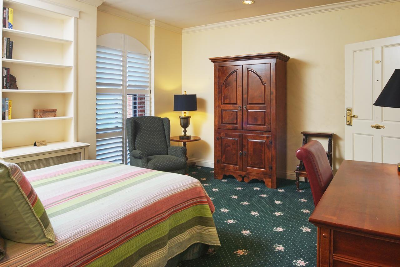 Hotel Mac Richmond Esterno foto